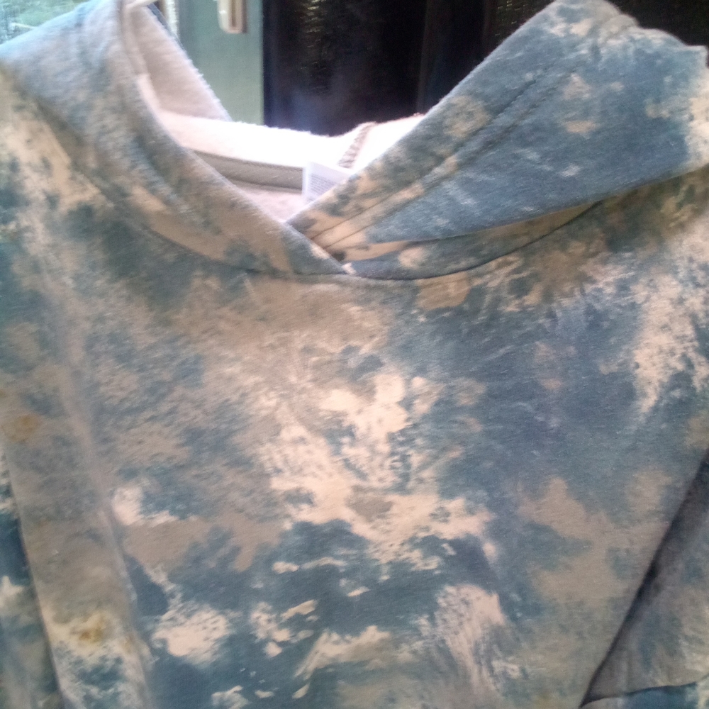 Size medium tye dyed hoodie